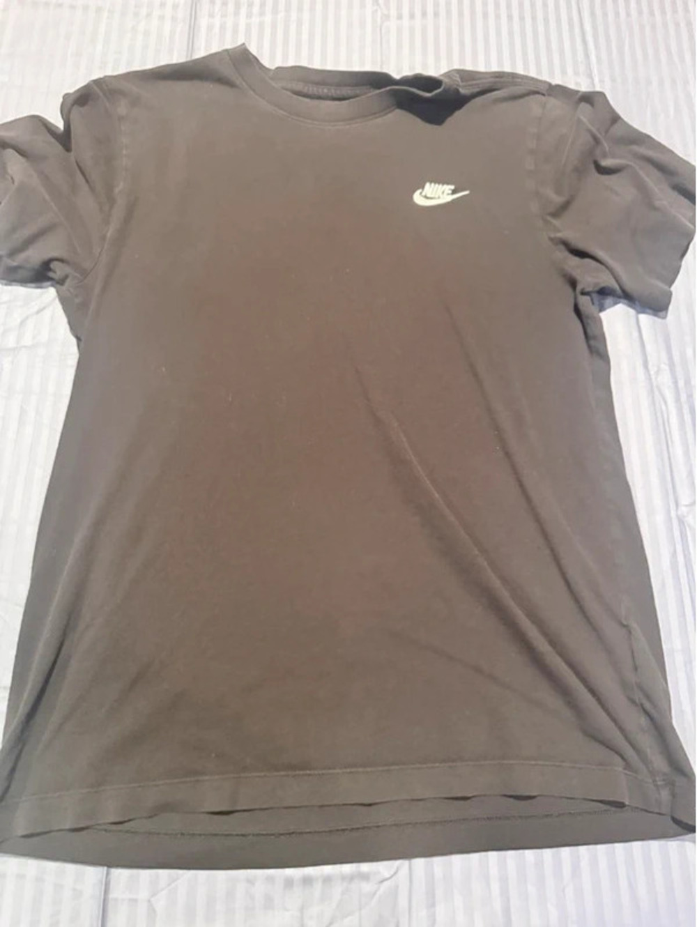 Nike The Nike Tee T-Shirt Size Small R1219